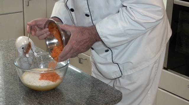 Receta de Bizcocho de Coco y Zanahoria