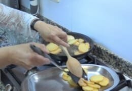 Prefreímos las patatas