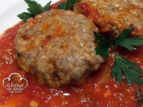 Filetes Rusos con Salsa de Tomate