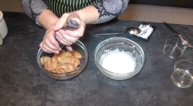 Recepta de pollastre amb ametlles a l'estil xinès