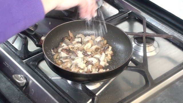 Recepta de Pudin de Porros, Bolets i Gambes