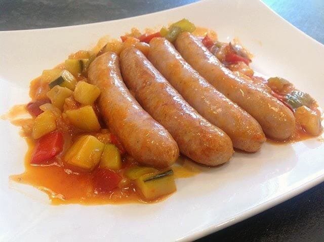 Recepta de Salsitxes amb Sanfaina