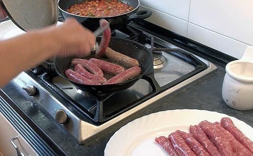 Recepta de Salsitxes amb Sanfaina