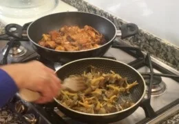 Receta de Setas salteadas con Butifarra Negra Receta de Setas salteadas con Butifarra Negra