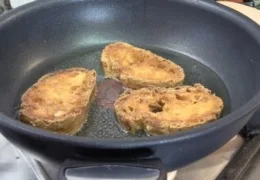 Receta de Suquet de Rape Pan frito para el suquet