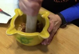 Receta de Suquet de Rape Preparamos la picada