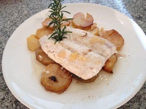 Merluza al Horno (Estilo Menorquín)