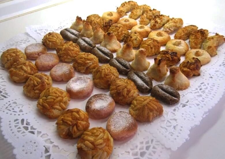 Panellets