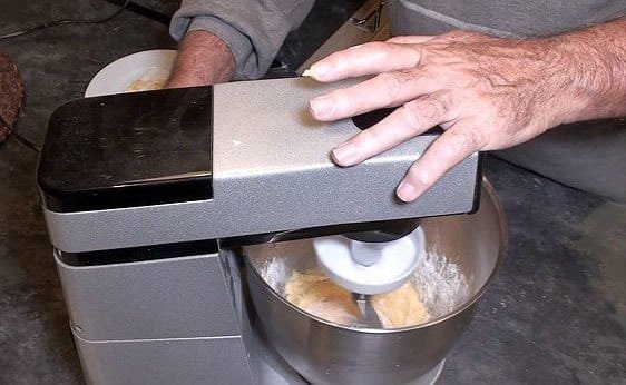 Receta de Roscón de Reyes relleno de Nata