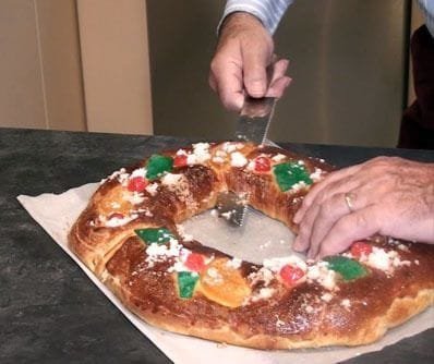 Receta de Roscón de Reyes relleno de Nata