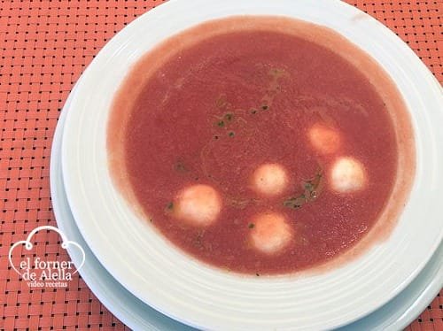 Sopa de Tomate con Mascarpone