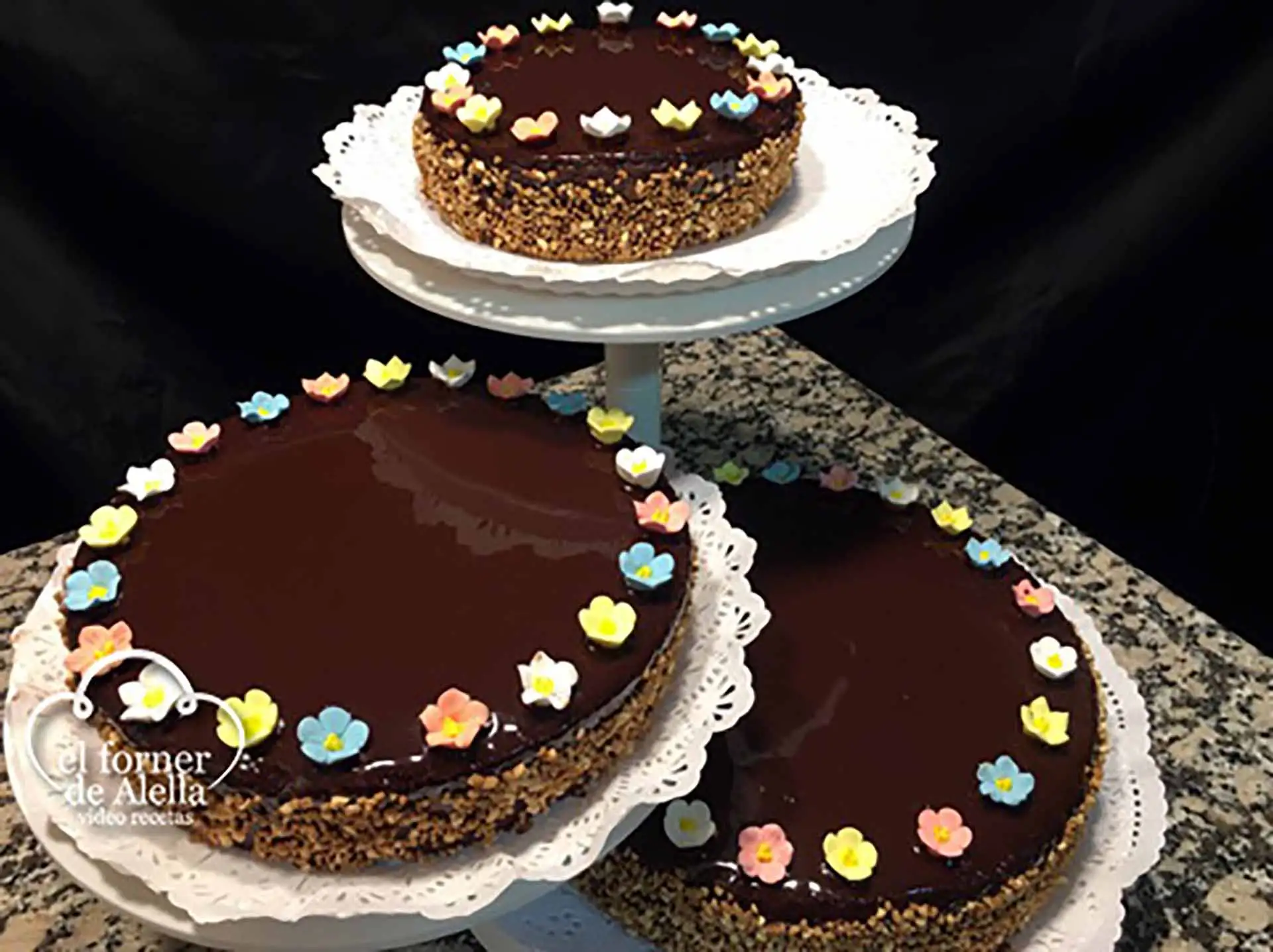 Tarta tres pisos chocolate