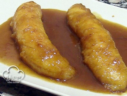 Plátanos de Canarias flambeados al Ron