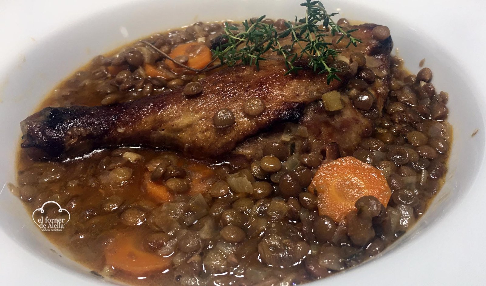 Lentejas con confit de pato