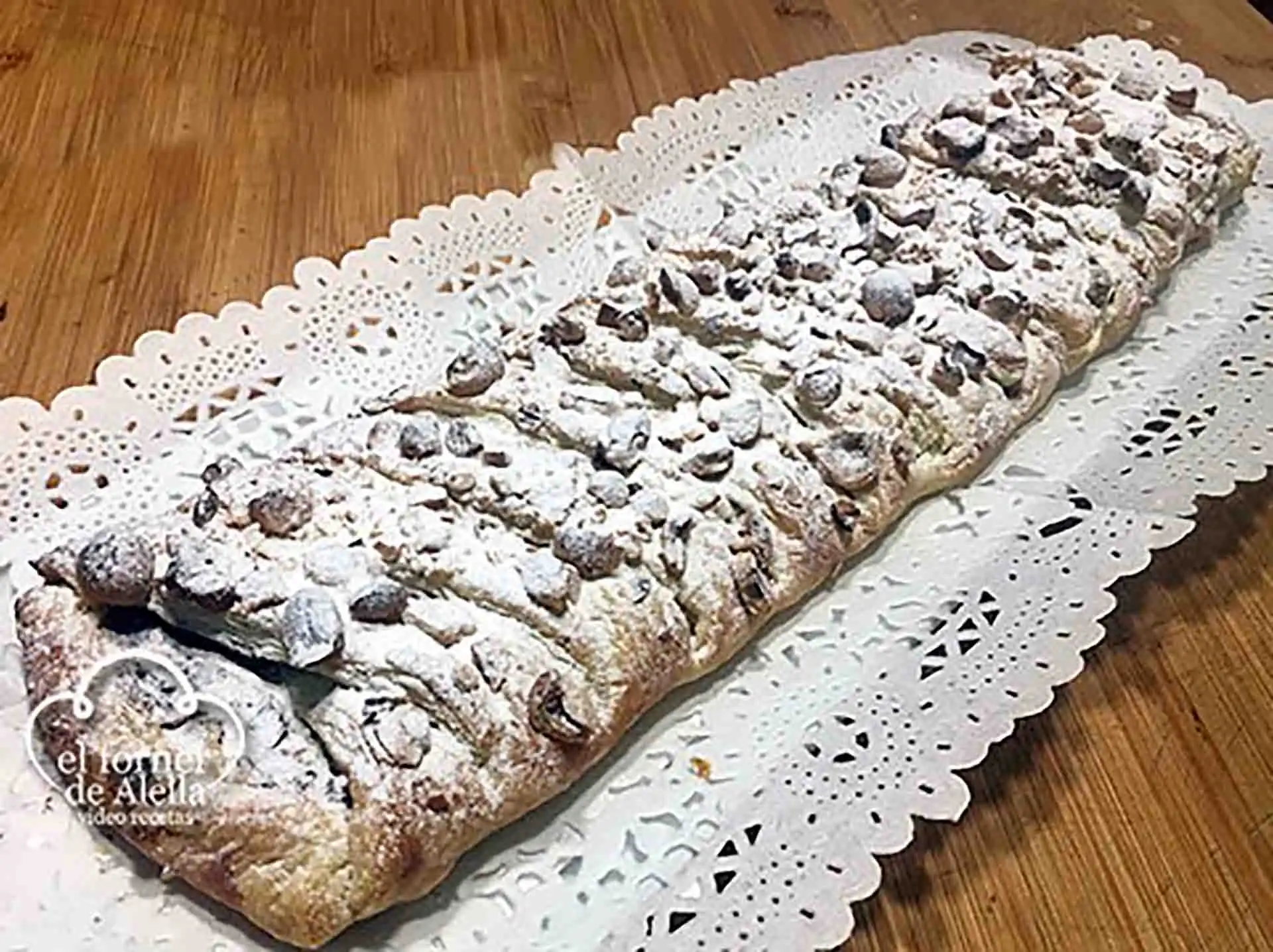 Trenza de hojaldre rellena de Chocolate