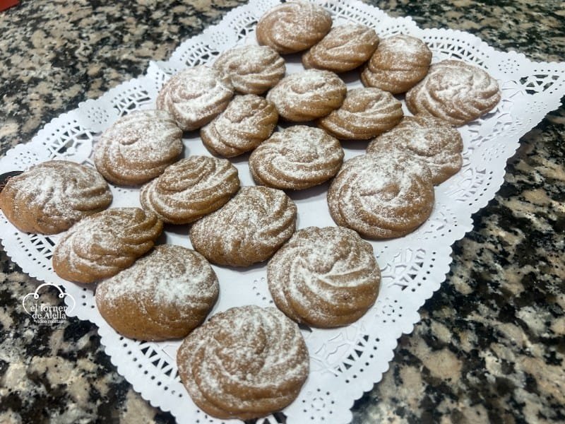 Galletas de Mantequilla y Café